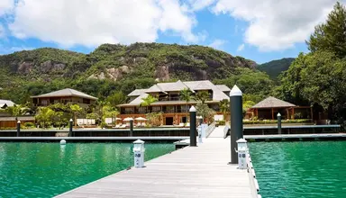 Lescale Resort Marina & Spa