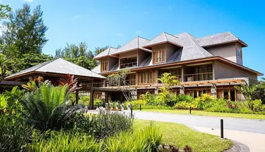 Lescale Resort Marina & Spa