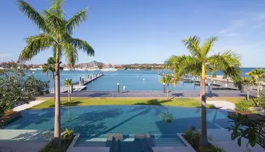 Lescale Resort Marina & Spa