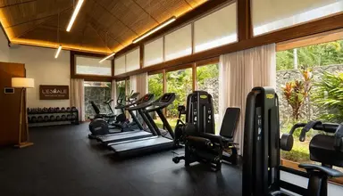 Lescale Resort Marina & Spa