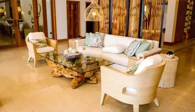 Lescale Resort Marina & Spa
