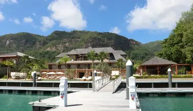 Lescale Resort Marina & Spa