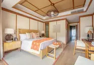 Lescale Resort Marina & Spa