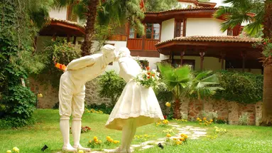 Letoonia Club