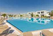 Levante Beach Resort By Playitas