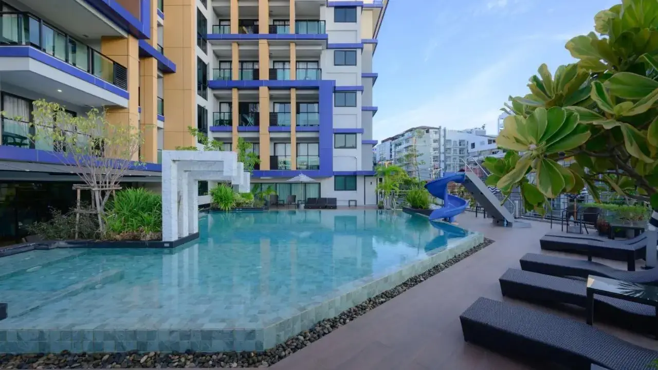 Lewit Pattaya