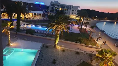 Liberty Plaza (Novalja)