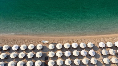 Lichnos Beach Hotel & Suites