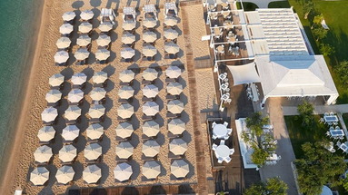 Lichnos Beach Hotel & Suites