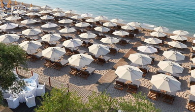 Lichnos Beach Hotel & Suites