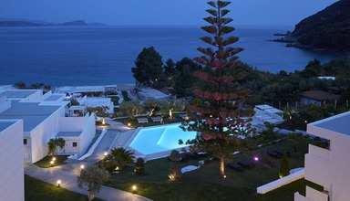 Lichnos Beach Hotel & Suites