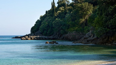 Lichnos Beach Hotel & Suites