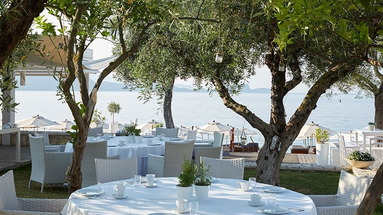 Lichnos Beach Hotel & Suites