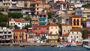 Lichnos Beach Hotel & Suites