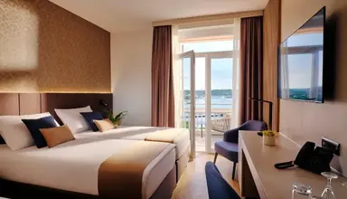 LifeClass Riviera (Portoroz)