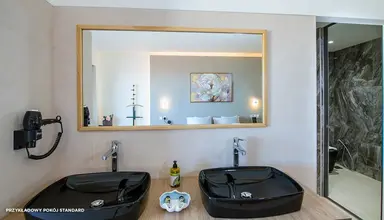 Lilium Luxury Suites