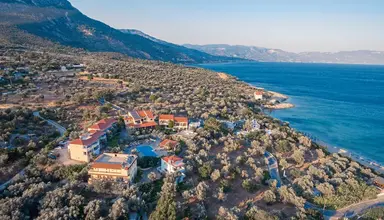Limnionas Bay Village