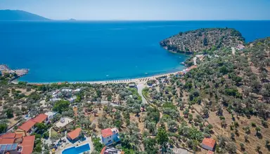 Limnionas Bay Village