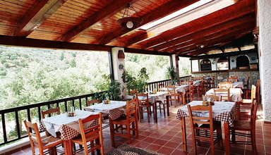 Limnionas Bay Village
