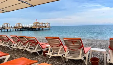 Lims Bona Dea Beach