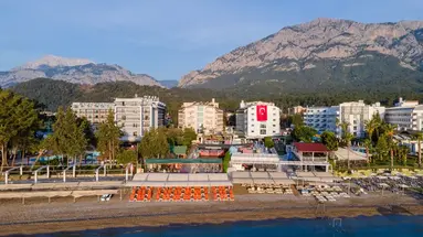 Lims Bona Dea Beach