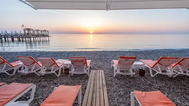 Lims Bona Dea Beach