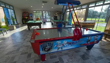 Linda Resort