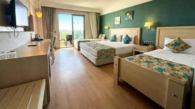 Linda Sunny Beach