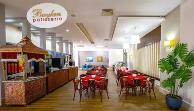 Linda Sunny Beach
