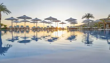 Lindos Bay 