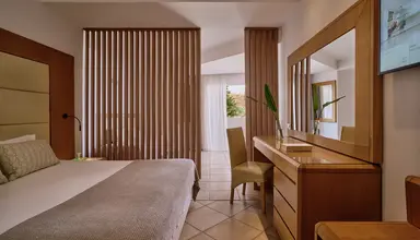 Lindos Royal