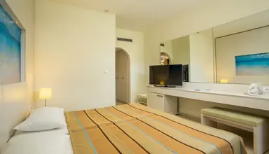 Lindos White Hotel & Suites