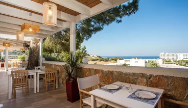 Lindos White Hotel & Suites