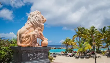 Lions Dive & Beach Resort