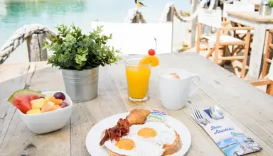 Lions Dive & Beach Resort