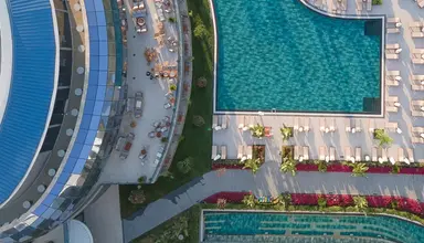 Liu Resorts