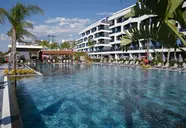 Liu Resorts