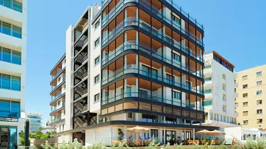 LIV Mackenzie Beach Suites