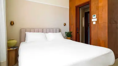 LIV Mackenzie Beach Suites