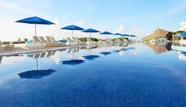 Live Aqua Beach Resort Cancun