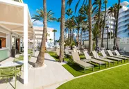 LIVVO Anamar Suites