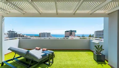 LIVVO Anamar Suites