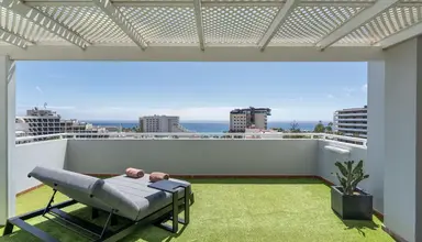 LIVVO Anamar Suites