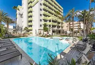 LIVVO Anamar Suites