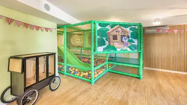 Livvo Koala Garden