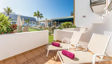 LIVVO Puerto de Mogan Hotel