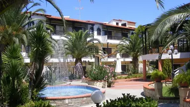 loli Village Hotel