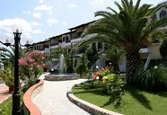 loli Village Hotel