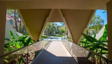 Long Beach Club Nature