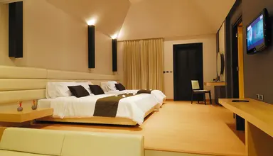Long Beach Garden & Spa